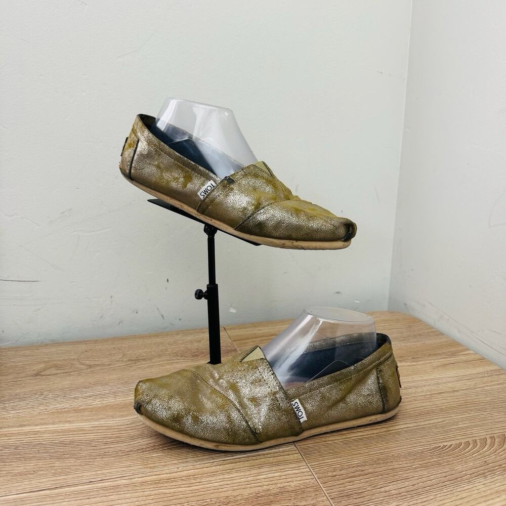 TOMS Metallic Gold Alpargatas Women’s Size 8.5